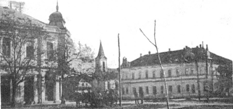 Na fotografiji iz 1917.godine vidi se centar Stare Pazove.