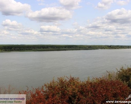 Vinogradi "Milanović"- pogled na Dunav