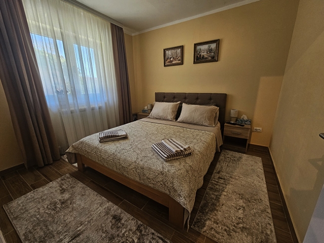 Lana 3***-Novi Banovci